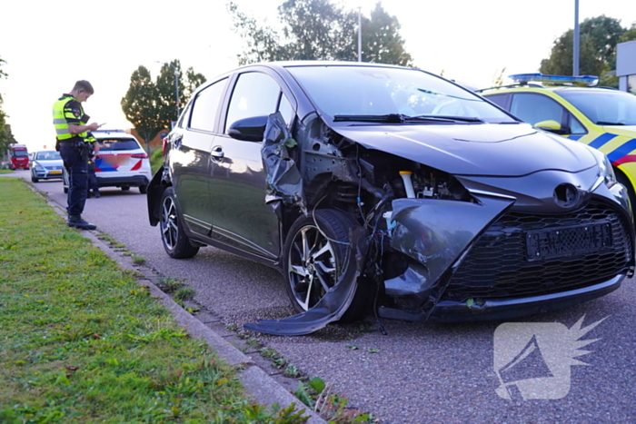 Automobilist rijdt door na crash