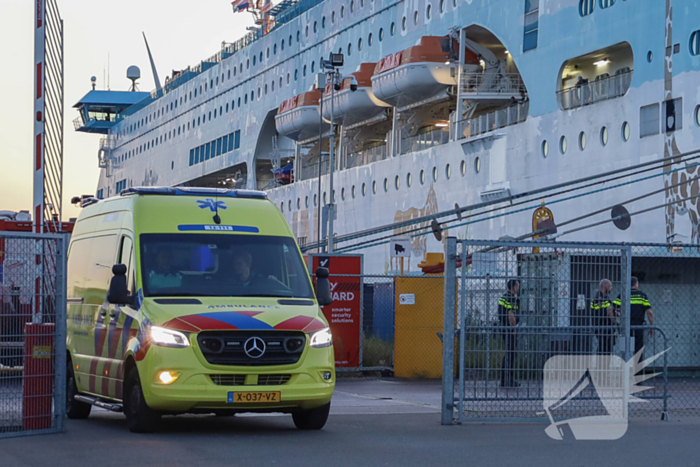 Brand op asielzoekersboot onder controle