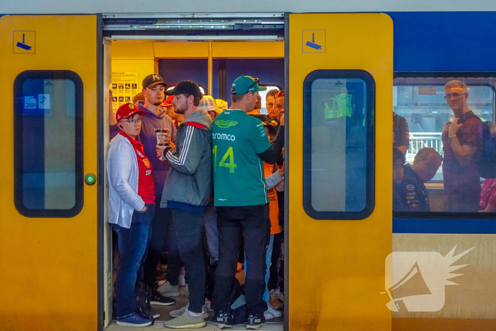 Drukte voor Formule 1 race op circuit Zandvoort