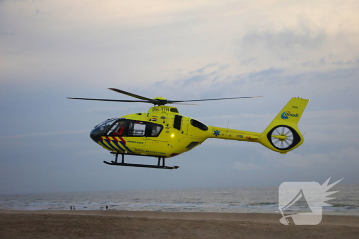 Traumateam ingezet bij medische noodsituatie op parkeerplaats