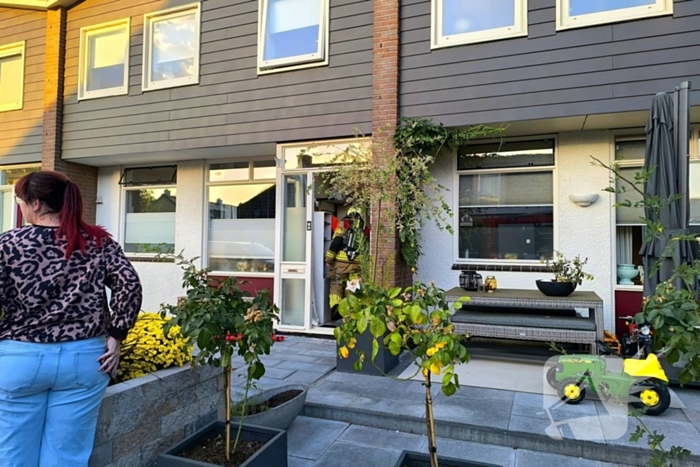 Brandweer ventileert woning na aanbranden broodjes