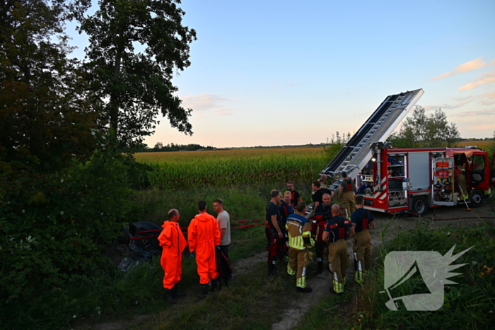 Ongeval met auto in de sloot