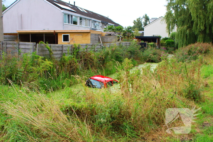 Berging na ongeval met voertuig te water