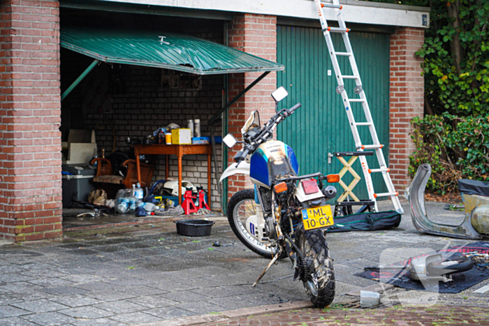 Veel brandschade aan garagebox