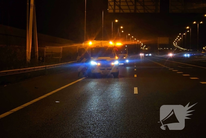 Kop-staartbotsing op snelweg