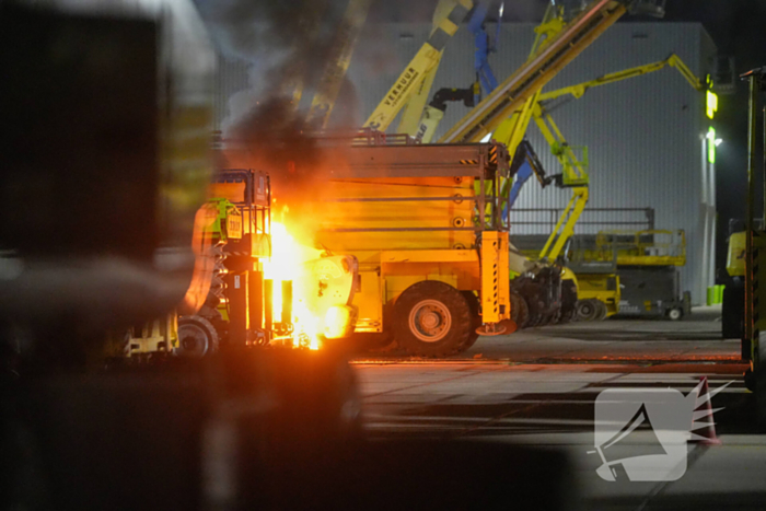 Buitenbrand bij hoogwerker verhuur
