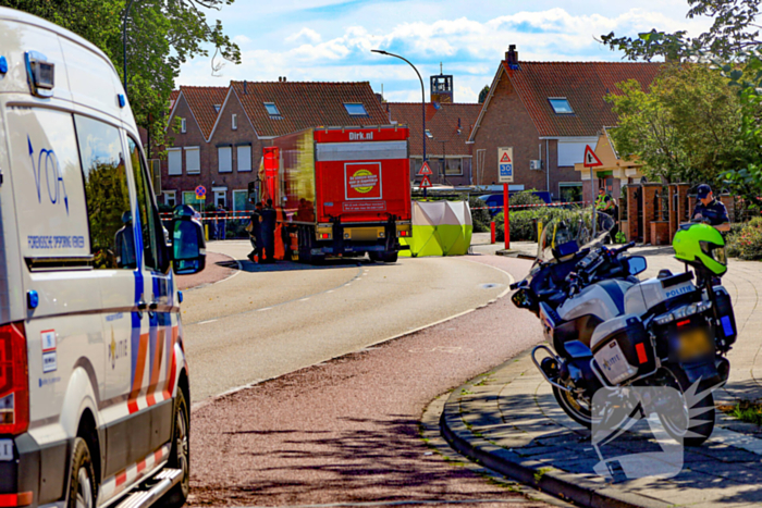 Dodelijk ongeval na aanrijding met vrachtwagen