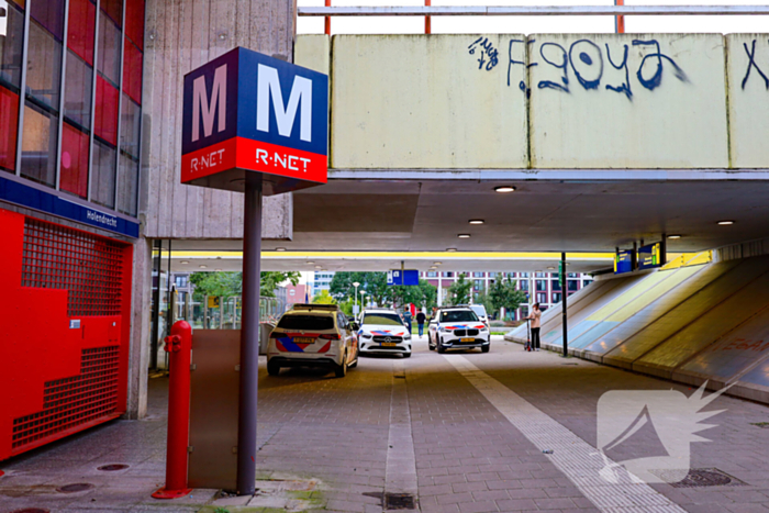Aanrijding persoon door trein leidt tot stationafsluiting