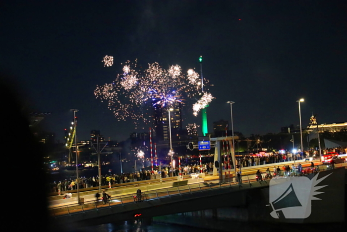 Duizenden mensen beleven spectaculaire afsluiting van Wereldhavendagen