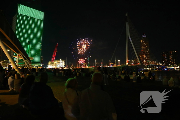 Duizenden mensen beleven spectaculaire afsluiting van Wereldhavendagen