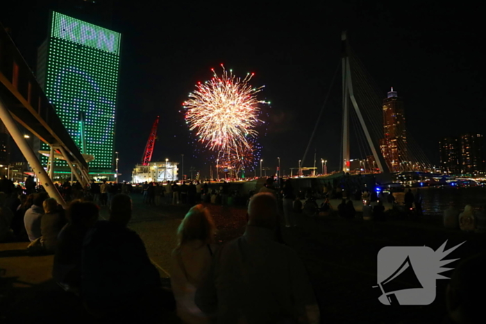 Duizenden mensen beleven spectaculaire afsluiting van Wereldhavendagen