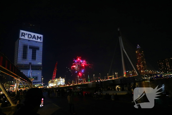 Duizenden mensen beleven spectaculaire afsluiting van Wereldhavendagen