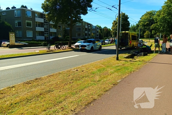 Politie brengt dochtertje veilig thuis na val met fiets