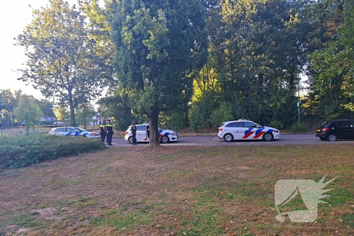 Man op daken na vuurwapenmelding