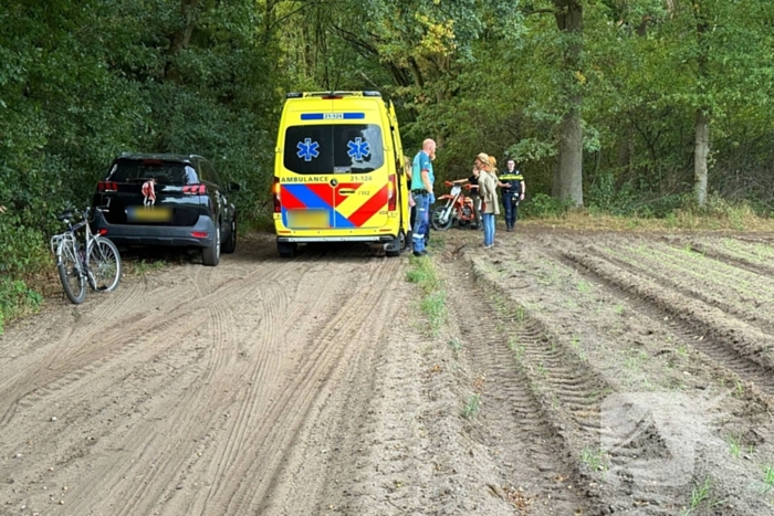 Crossmotorist gewond na ongeval in bosgebied