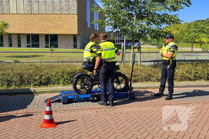 Fatbike gaat 50km tijdens controle, politie neemt er twee in beslag