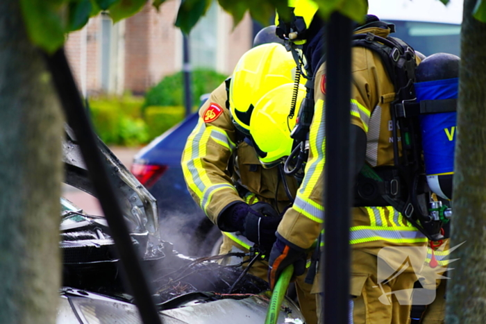 Brand in voertuig geblust