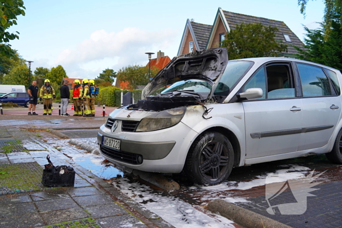 Brand in voertuig geblust