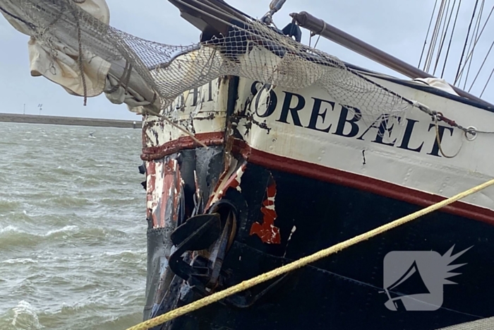 Aanvaring op zee veroorzaakt schade en gewonden