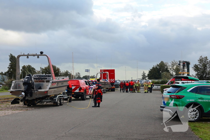 Grootschalige zoekactie op water naar persoon