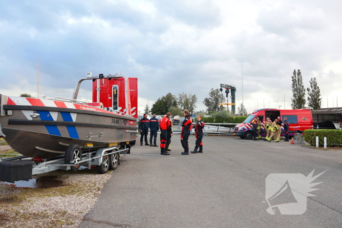 Grootschalige zoekactie op water naar persoon