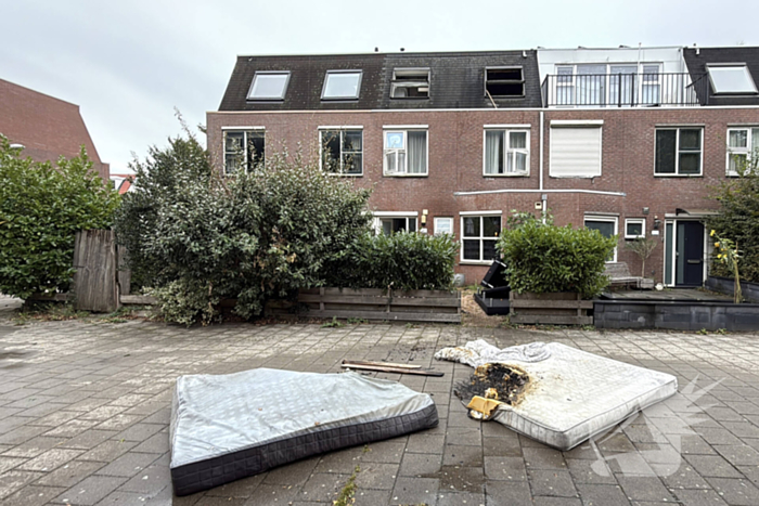 Woningbrand snel opgeschaald
