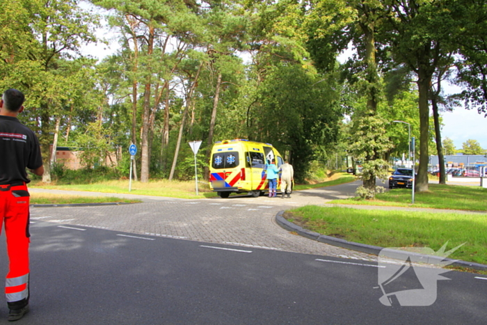 Aanrijding met letsel tussen drie voertuigen