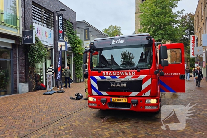 Rookontwikkeling in sportwinkel zorgt voor inzet brandweer