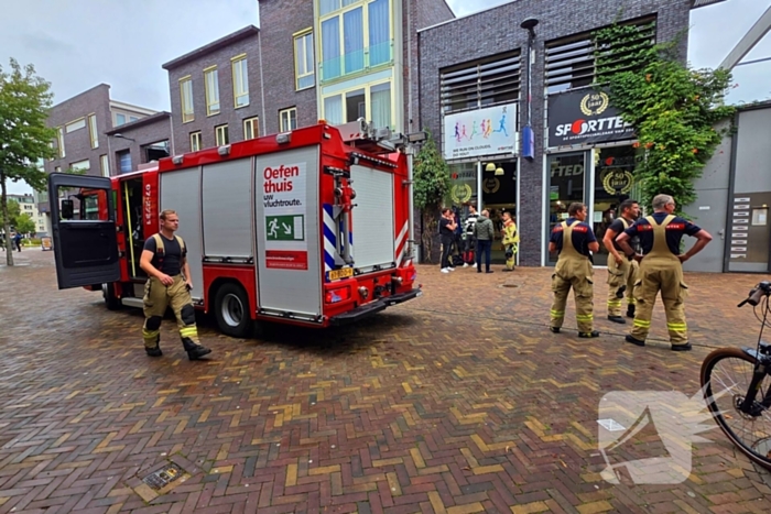 Rookontwikkeling in sportwinkel zorgt voor inzet brandweer