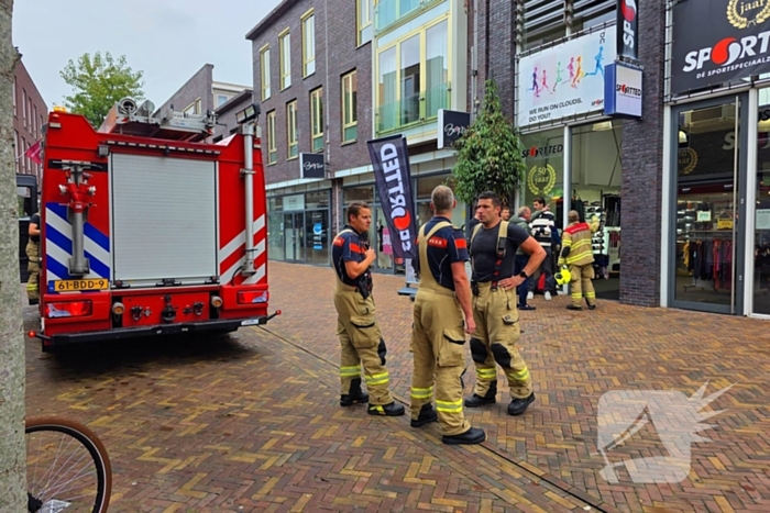 Rookontwikkeling in sportwinkel zorgt voor inzet brandweer