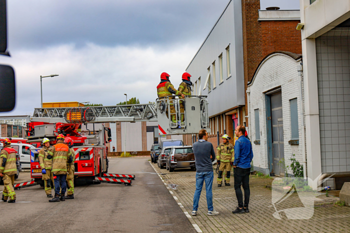 Instorting bedrijfspand leidt tot brandweerinterventie