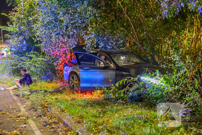 Botsing tussen auto's leidt tot gewonden