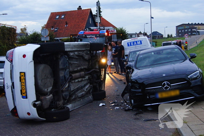 Automobilist onder invloed veroorzaakt ongeval