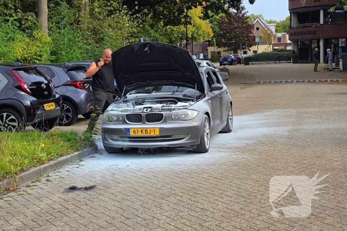 Brand in auto snel geblust