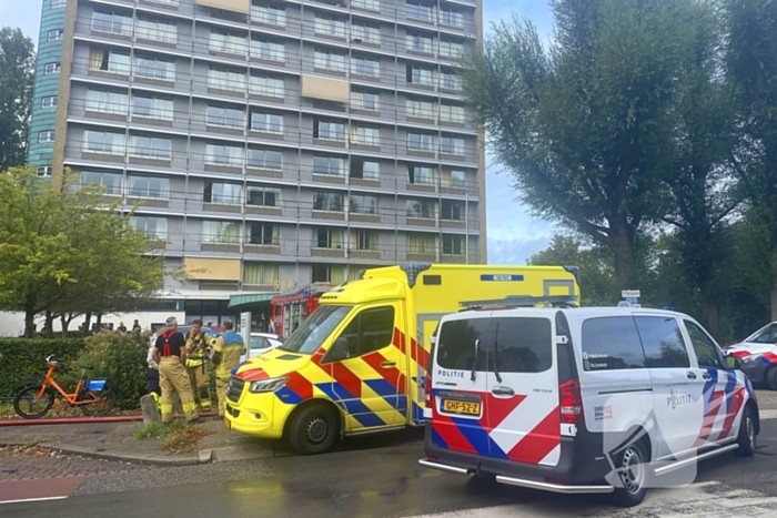 Brand op vierde etage van flatgebouw