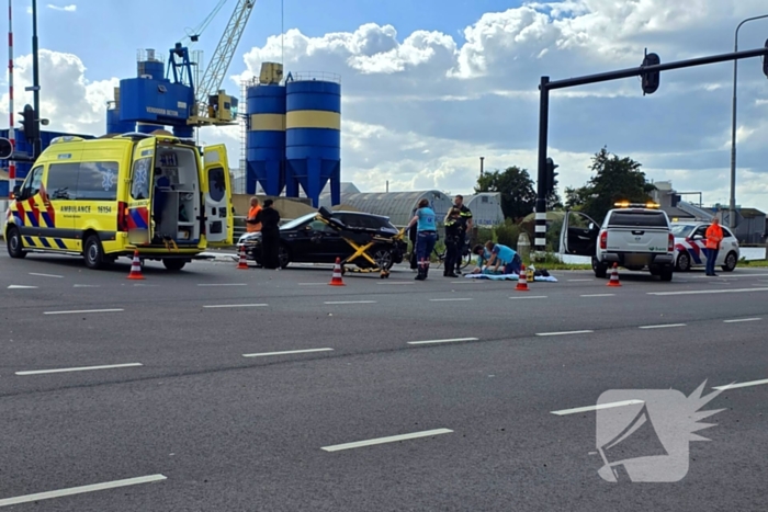 Fietser gewond bij aanrijding met auto
