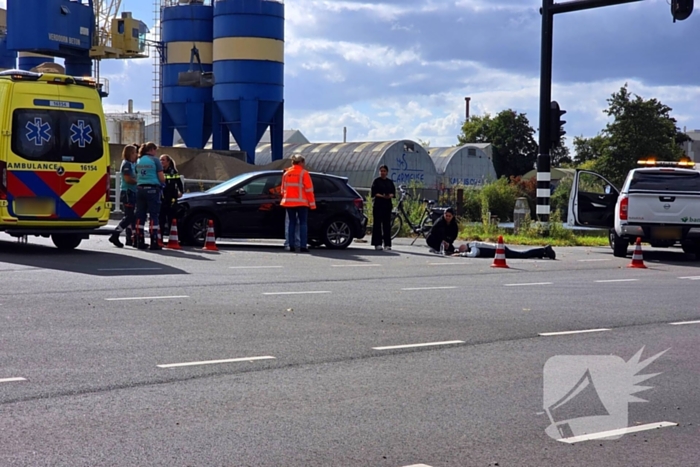Fietser gewond bij aanrijding met auto