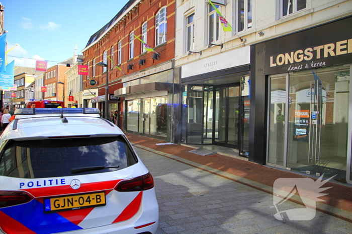 Brand door onkruidverbrander in leegstaand pand