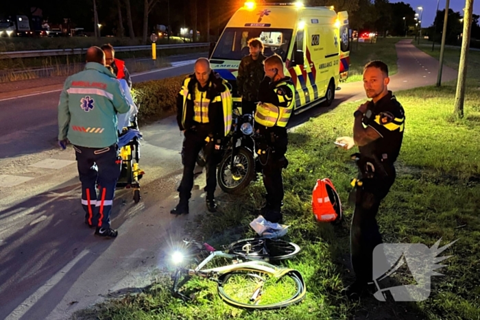 Wielrenner en brommerrijder botsten op fietspad
