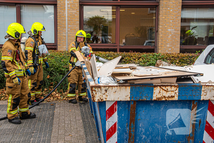 Brand in bouwcontainer geblust door brandweer