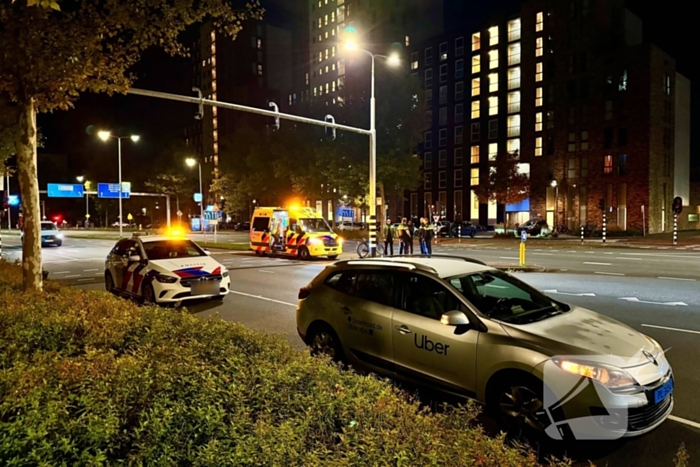 Fietser gewond bij botsing met taxi