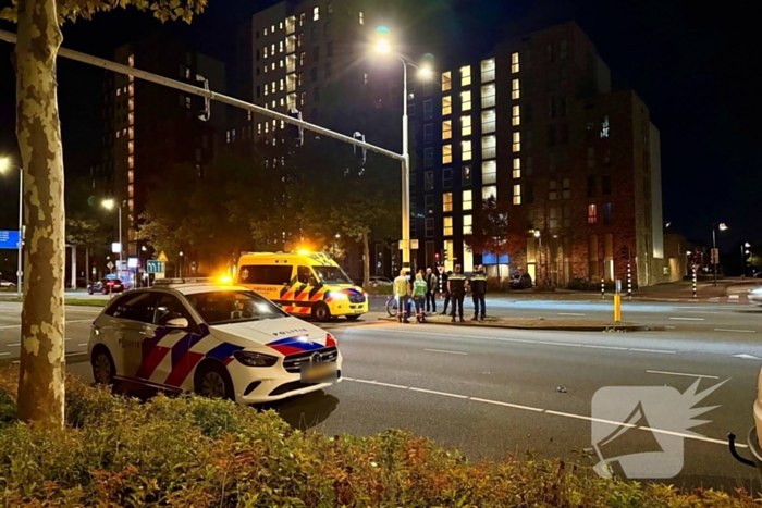 Fietser gewond bij botsing met taxi