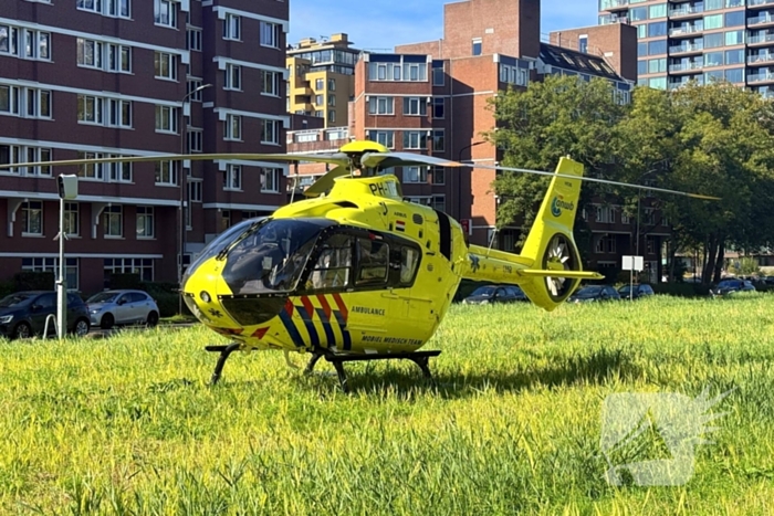 Explosie in flatwoning, grote brandweerinzet