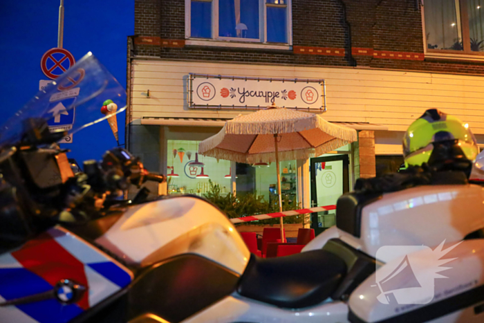 Verdachte gevlucht na overval op ijssalon