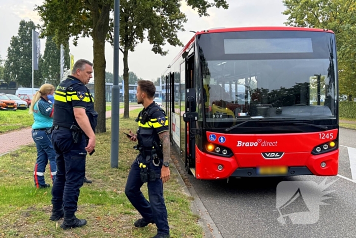 Fietser gewond na aanrijding met lijnbus