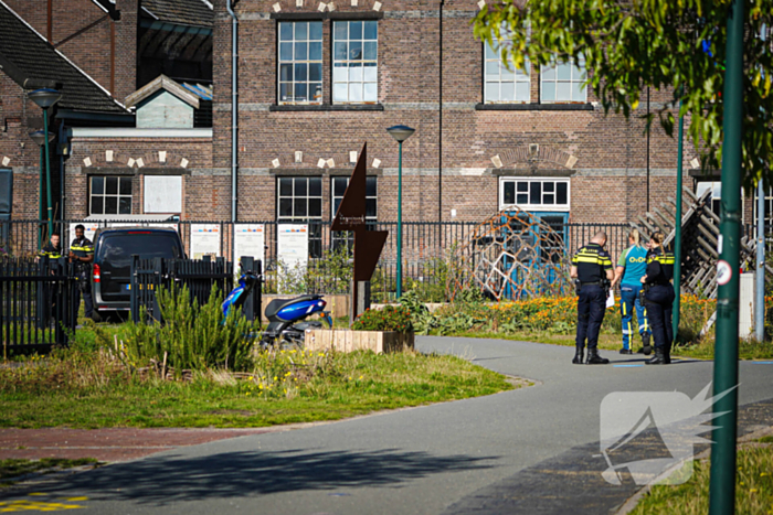 Explosieven team onderzoekt pakket