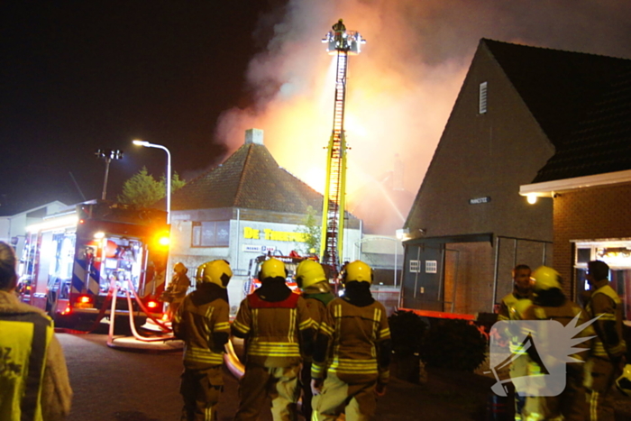 Explosies veroorzaken chaos in de nacht