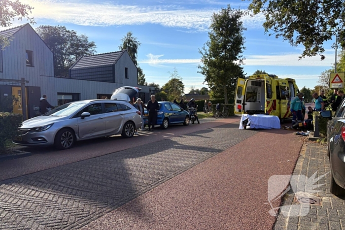 Scooterrijder gewond bij aanrijding met auto