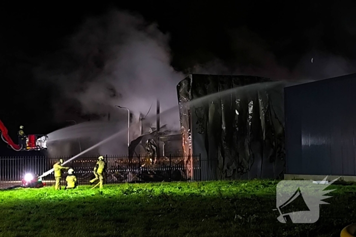 Blusrobot ingezet bij grote brand