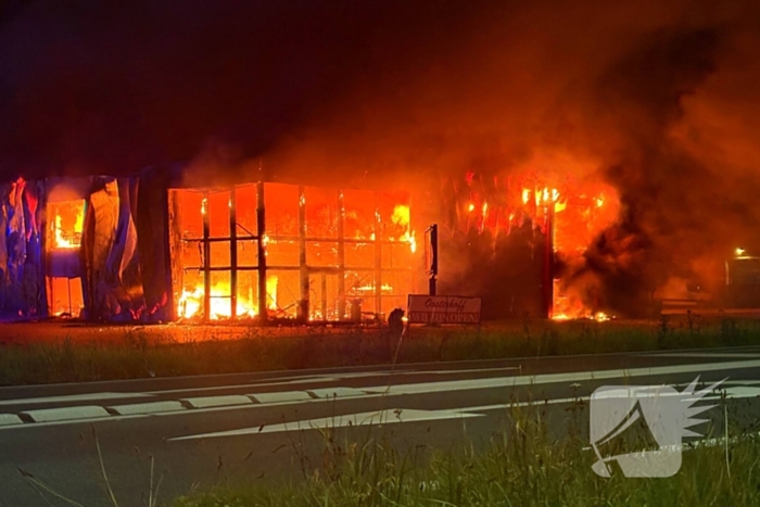 Blusrobot ingezet bij grote brand